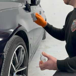 Tratamiento cerámico a BMW a domicilio en VALENCIA